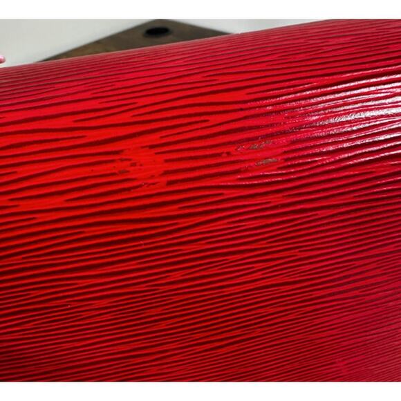 Louis Vuitton Malsherbes Red Epi Leather LV Handbag (LVXX300) - Picture 11 of 16